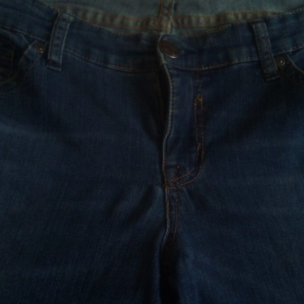 Torrid women's skinny jeans size 16